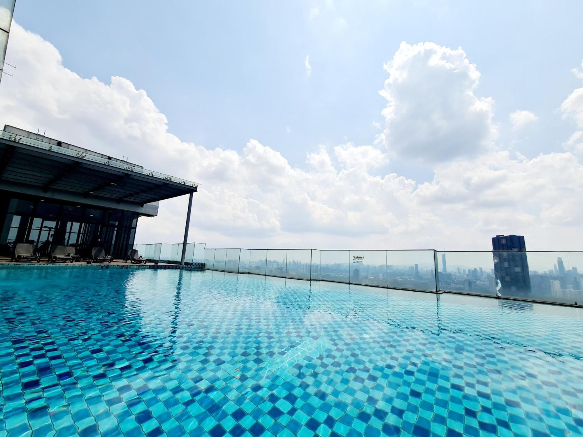 Duplex Center Eko Cheras Mall Klcc Tun Razak Exchange Mall Apartment Kuala Lumpur