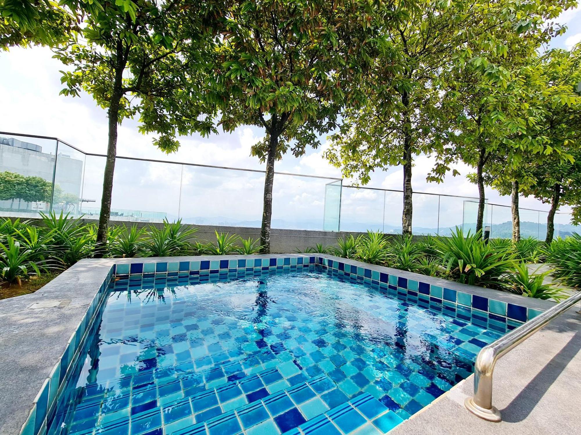 Duplex Center Eko Cheras Mall Klcc Tun Razak Exchange Mall Apartment *