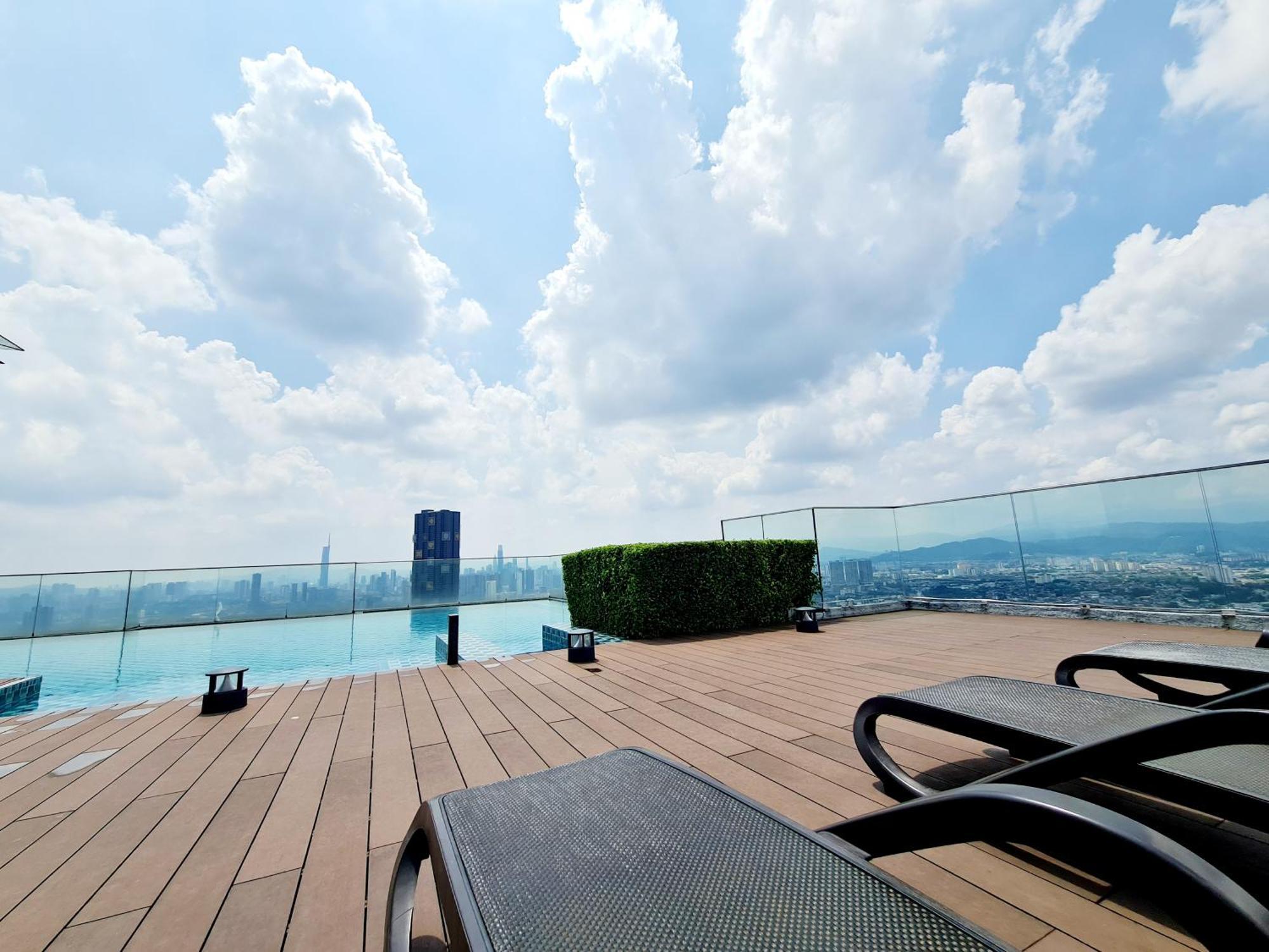Pangsapuri Duplex Center Eko Cheras Mall Klcc Tun Razak Exchange Mall Kuala Lumpur